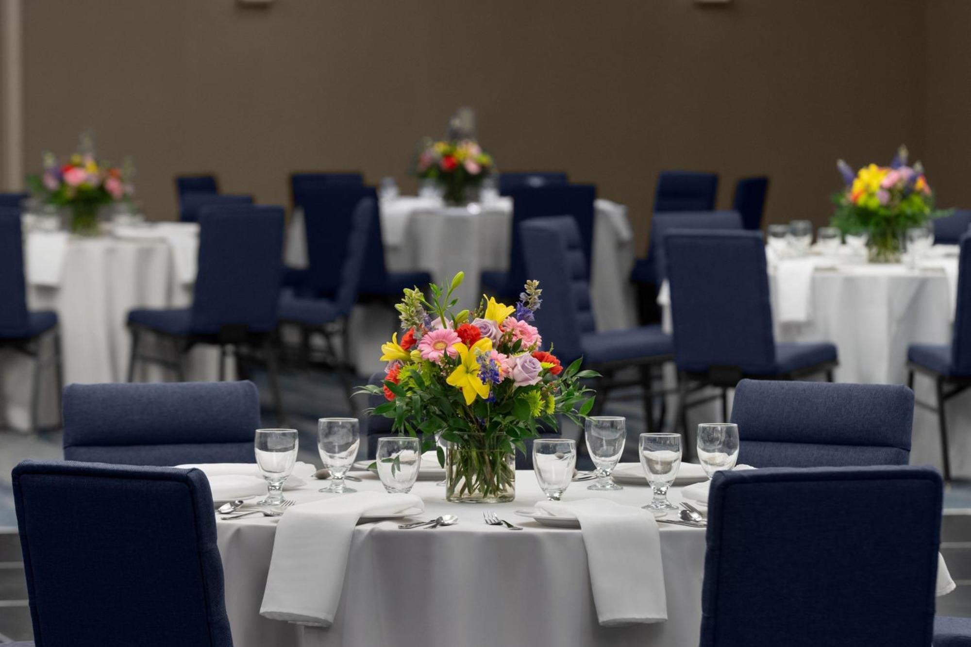 Courtyard By Marriott Pittsburgh University Center Экстерьер фото