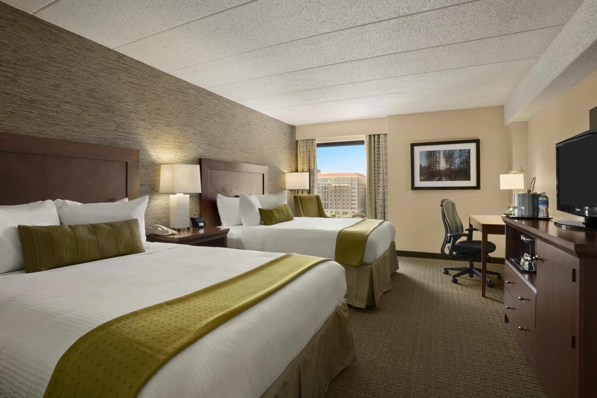 Courtyard By Marriott Pittsburgh University Center Экстерьер фото